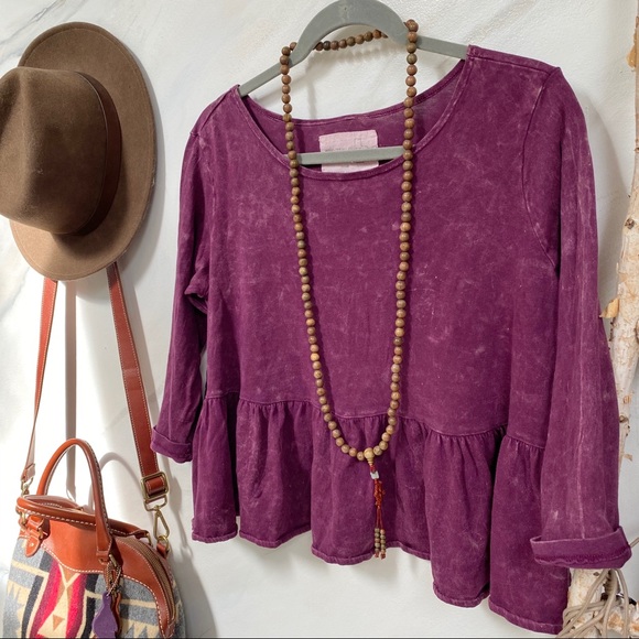 Free People Tops - 🤍FREE PEOPLE•BOHO cropped Ruffled top